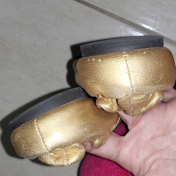 Tory Burch Gold Metalic Flats - Picture 5 of 10